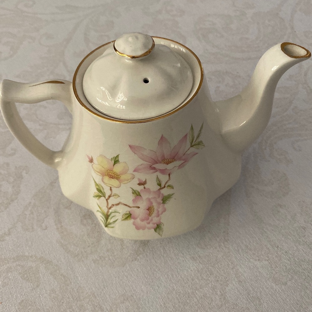 Teapot - Picture 4 of 4